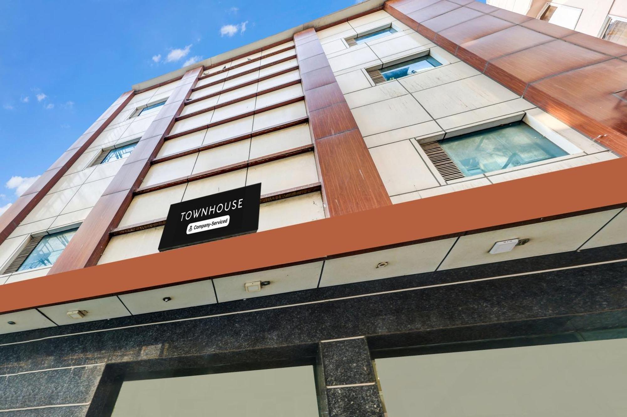 Super Townhouse Arakashan Road Paharganj Formerly Mohan International New Delhi Eksteriør bilde