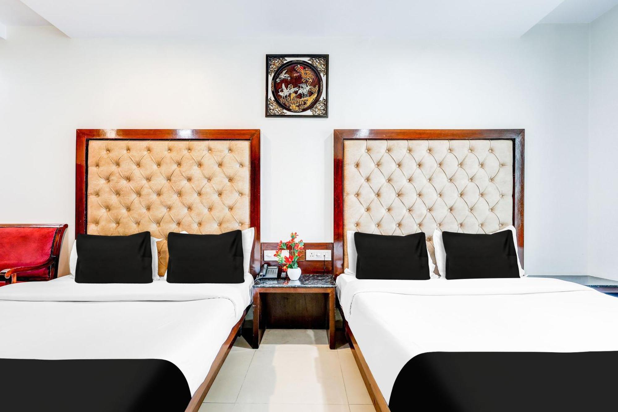Super Townhouse Arakashan Road Paharganj Formerly Mohan International New Delhi Eksteriør bilde